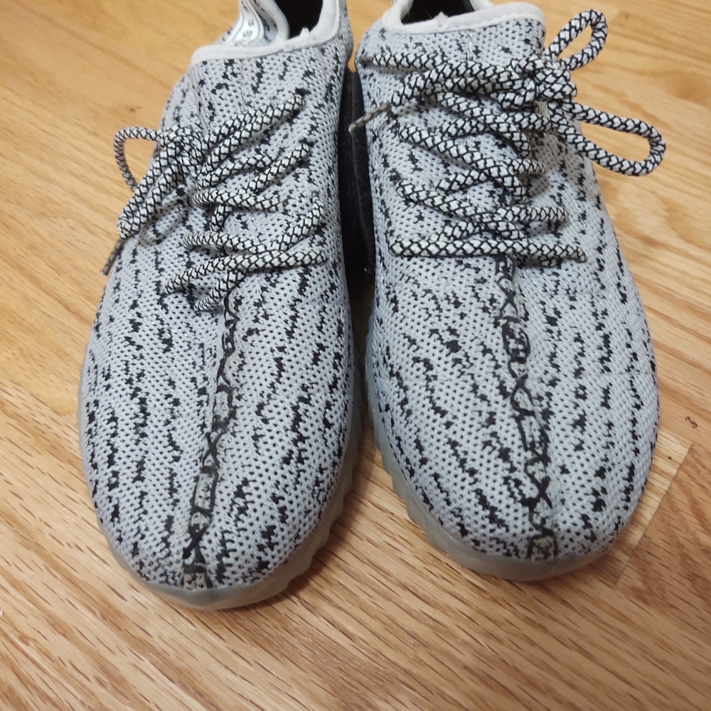 Grey light up shoes